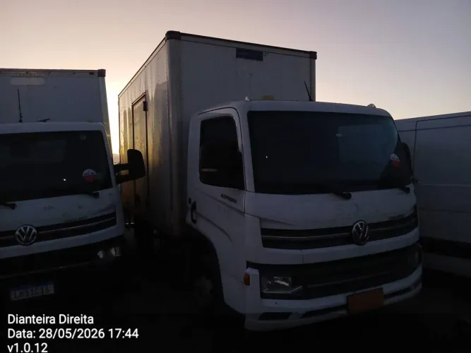 Volkswagen Express DRC 4X2 2p (diesel) (E5) 2020/2021 Vamos Seminovos Pinheirinho Caminhõe