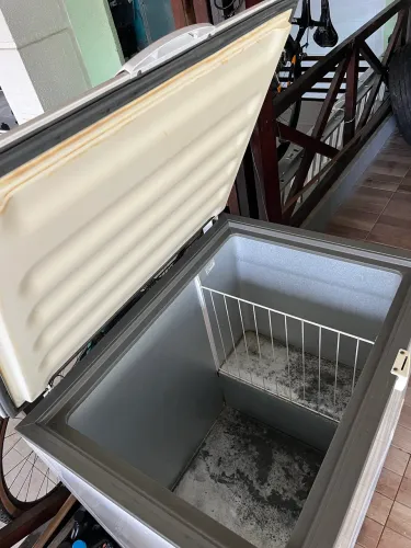 Freezer cônsul 309 L em perfeito estado de conservação 