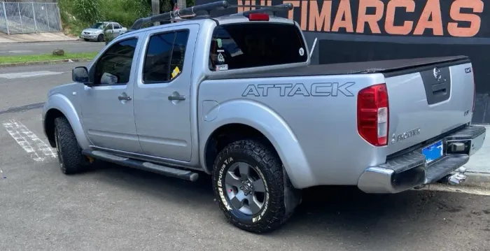 Nissan Frontier LE Attack CD 4X4 2.5 TB Die.aut 2012