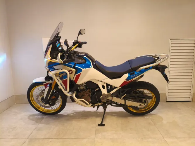 África Twin 1100 L Adventure Sports 2021 28.000 km apenas todas as revisões na Honda