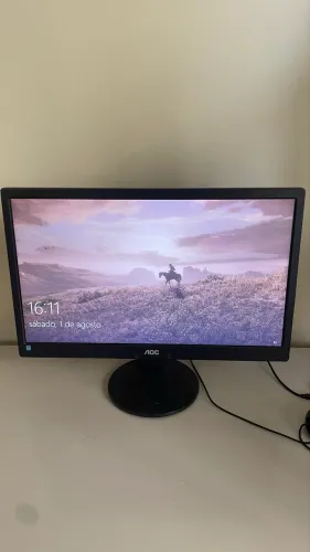 Monitor AOC E970SWNL 18,5? LED - Excelente Estado
