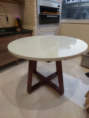 Mesa de jantar de vidro redonda tampo 1,10cm