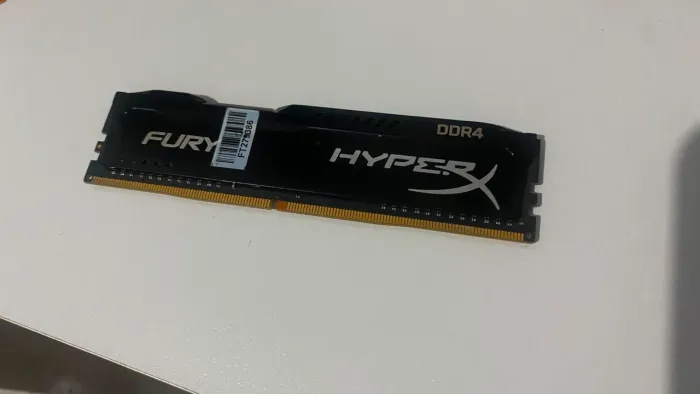 ? VENDO MEMÓRIA RAM HYPERX FURY DDR4 8GB 2400MHz ?