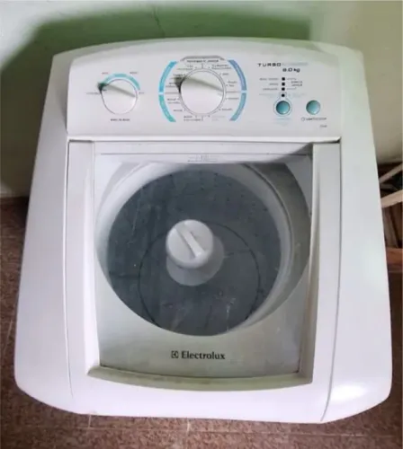 Máquina de lavar Eletrolux 9kg