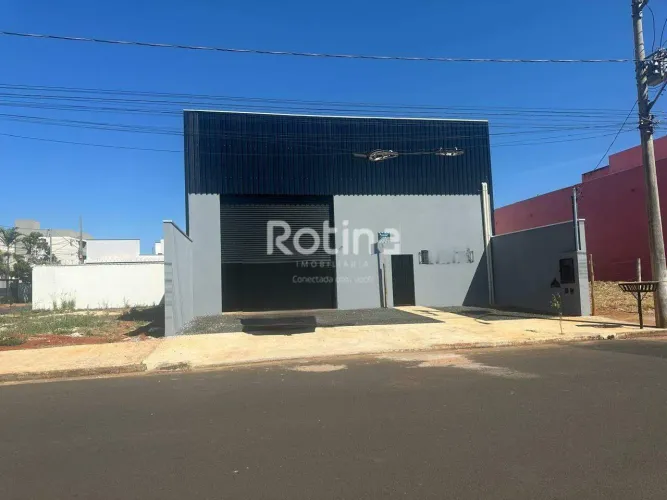 Galpão para alugar, Novo Mundo - Uberlândia/MG - Rotina Imobiliária