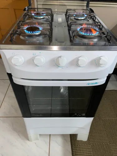 Fogão 4 Bocas Funcionando perfeitamente- Entrego