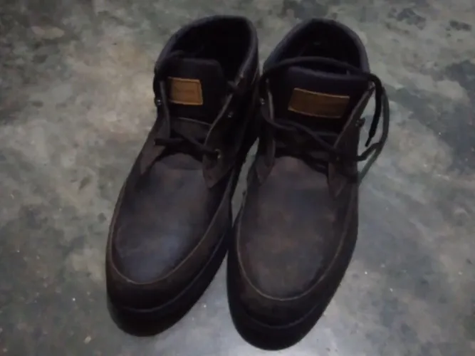 Bota ideal para trabalho.