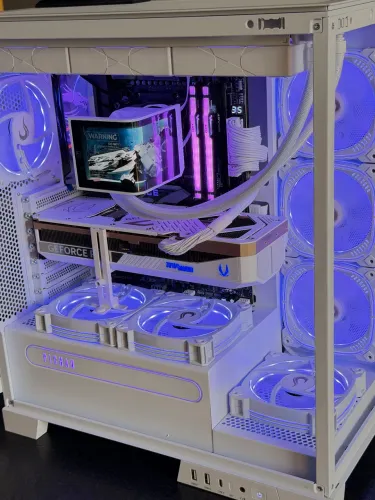 PC Gamer HIGH END - Alta performance AMD Ryzen 7 9800X3D RTX 5070 Ti