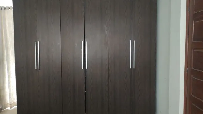 Guarda roupa grande