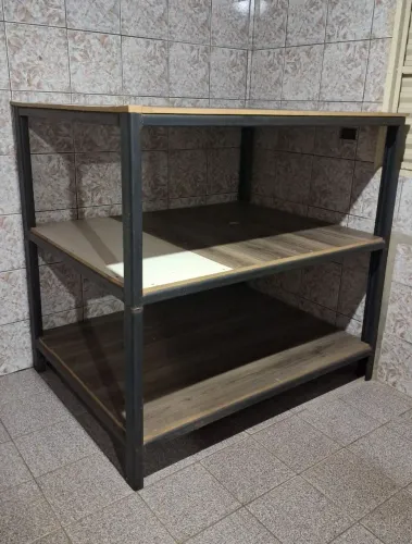 Estante multiuso estilo industrial
