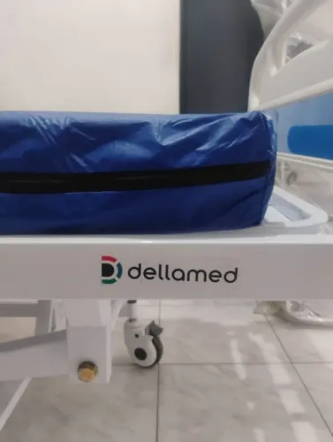 Cama hospitalar semi nova , pouco usada