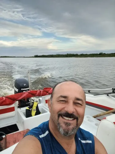 Lancha 90HP