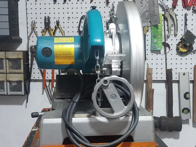 Policorte makita lc1230