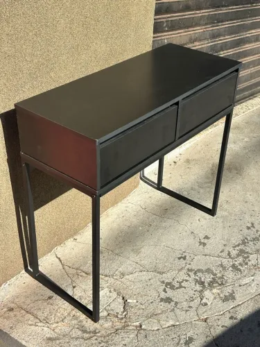 Aparador estilo industrial Duas gavetas entrego