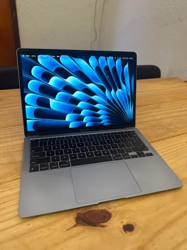 MacBook Air 2020 M1