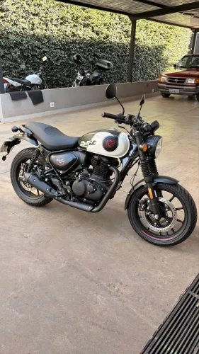 HUNTER 350 TOKYO BLACK 2027 389km