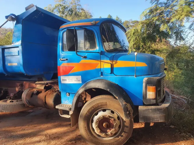 MB 1114 CAÇAMBA