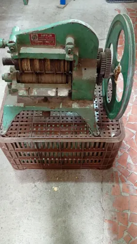 Máquinas para produção de calçados