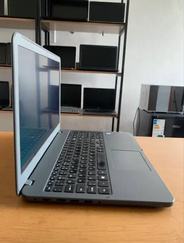 Samsung i3- 7020U (Sétima geração)