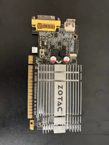 PLACA DE VÍDEO GT 210 1GB