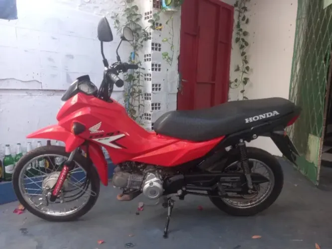 Vendo pop, unico dono baixa cilindrada pouco usada