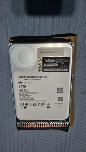 HD 12TB Seagate Exos X16 SAS + Bandeja Lenovo