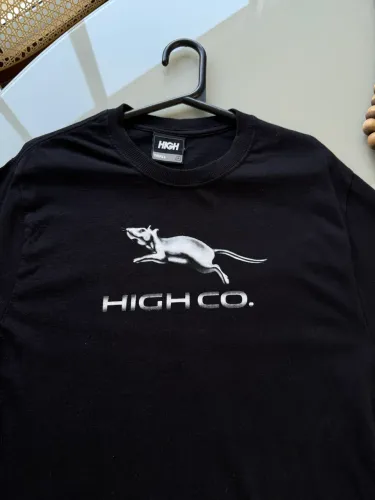 Camiseta High Company - Estampa Inseto/Bomba - Tam. P