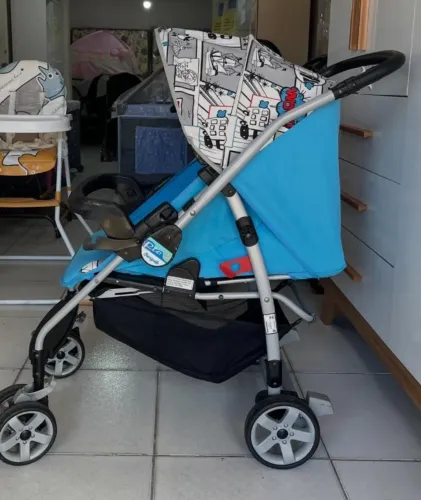 Carinho de bebê dobrável burigotto
