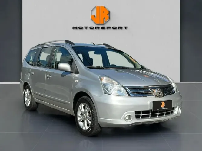Nissan Grand Livina 1.8 S 16V 2011/2012 2013