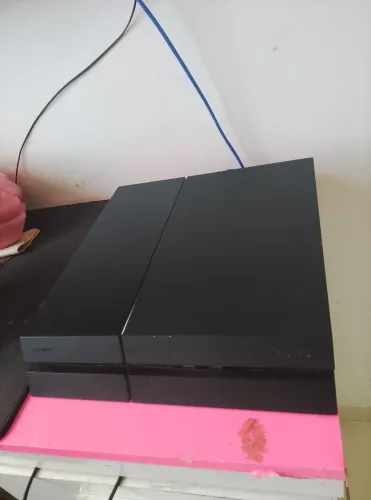 Vendo ou troco PS4 FAT