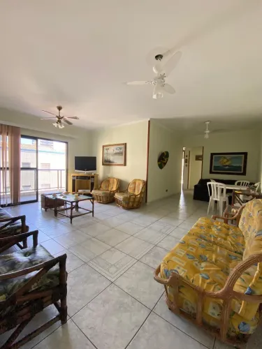 Apartamento Mobiliado de 3 Quartos à Venda em Guilhermina-Praia Grande