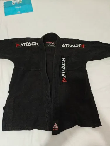 Kimono Jiu jitsu attack A0 completo, calça e parte superior.