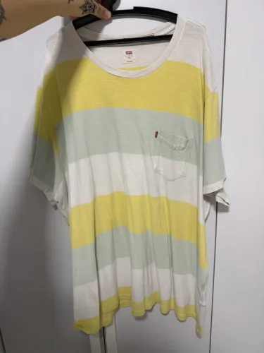 Camiseta levis listrada amarela relaxed XXG