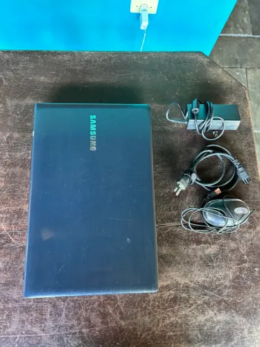 Notebook Samsung NP270E5J-XD1BR I7 *Leia o anúncio*