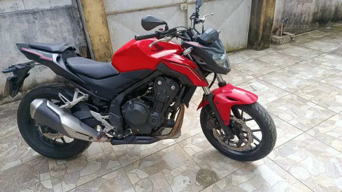 CB 500 F linda e em perfeito estado.