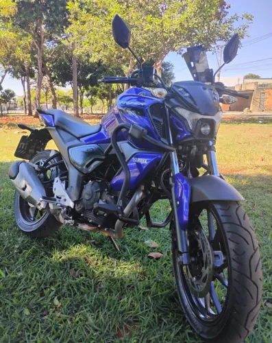 Vendo Fazer FZ15 azul ano 2023
