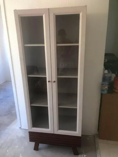 Vendo Cristaleira em ótimo estado!
