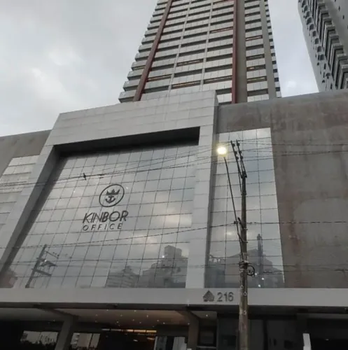 SALA COMERCIAL, 38,71 m² de área útil. Bairro Boqueirão.