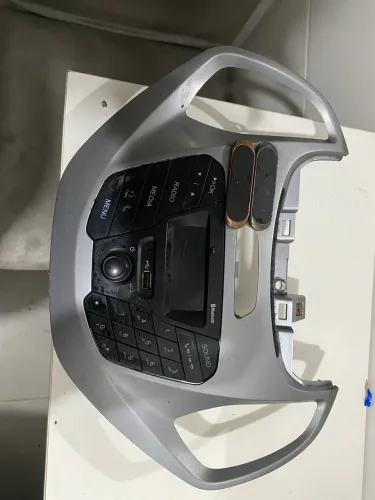 Rádio original Ford Ka 2015 a 2018.