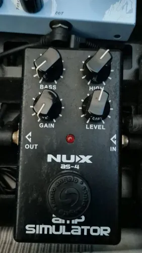 Pedal de Distorção - Nux Amp Simulator