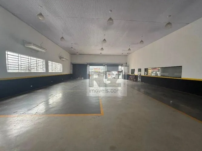 Loja/Galpão/Barracão para alugar, 450 m² por R$ 25.000/mês - Chico de Paula - Santos/SP