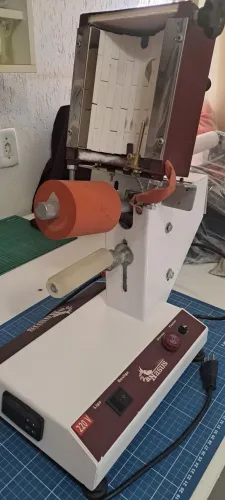 Prensa térmica para acrílicos Nasus manual 