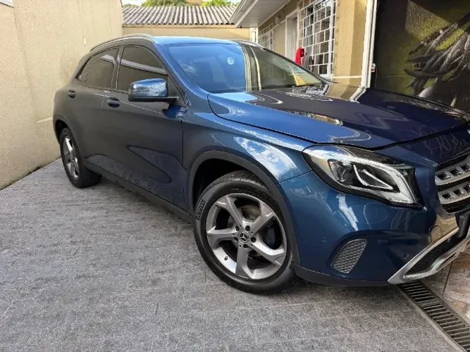 Mercedes-Benz GLA 200 Adv. 1.6/1.6 TB 16V Flex Aut. 2019