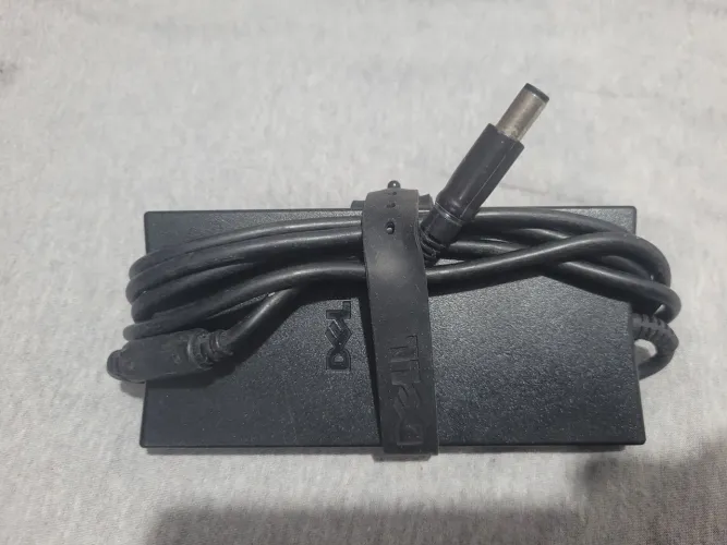 Carregador dell original 19.5v 4.62A funcionando perfeitamente 