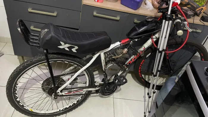 Não aceito troca Bike motorizada 100cc super forte andando bem somente venda 