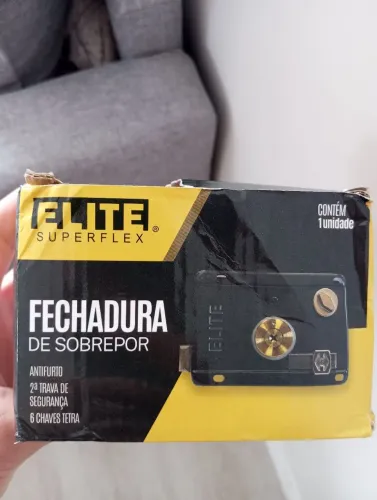Fechadura de sobrepor , NOVA na caixa.