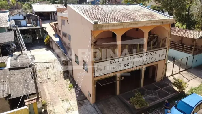 Imovel comercial e residencial bem pertinho da agua, ( Represa do Broa)