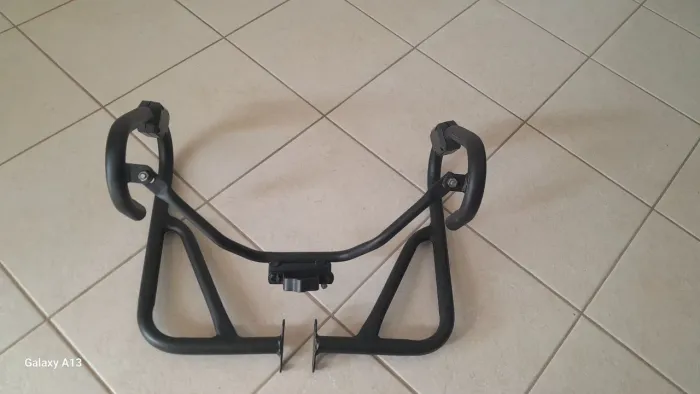 protetor de carenagem da CG 160, protetor novo, tirei da minha cg 160 fan