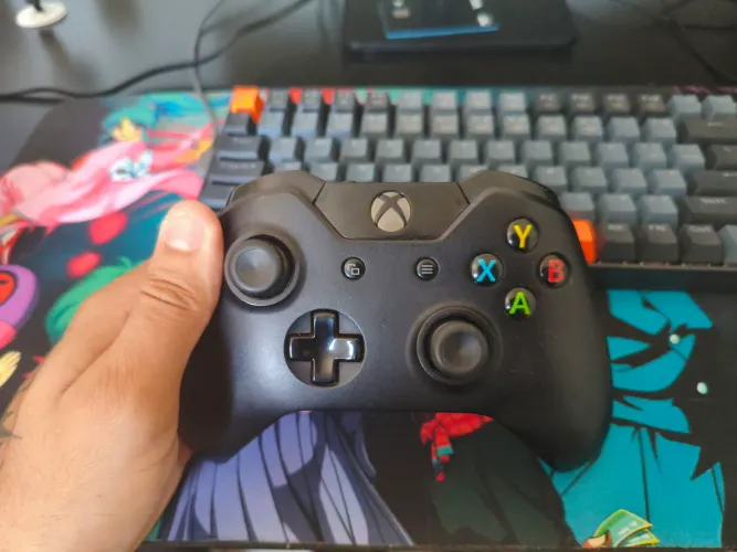 CONTROLE DE XBOX ONE (USADO)