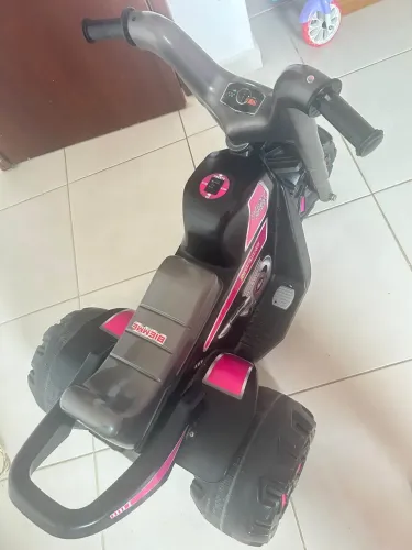 MOTO ELÉTRICA INFANTIL